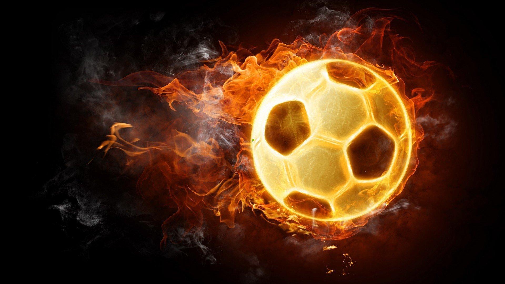 邮报评选曼联近五年引援TOP30，姆伯莫夺魁，C罗第四，桑乔位居末席